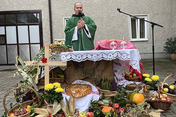 Misa zahvalnica za plodove zemlje