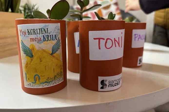 Moji korijeni moja krila