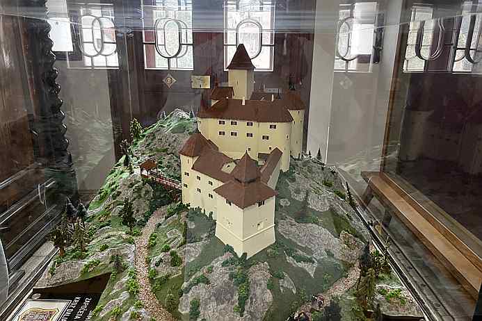 Posjet muzeju i izložbi