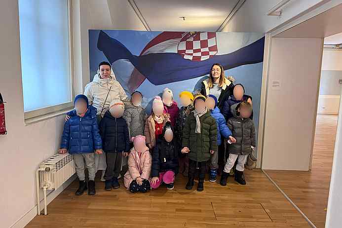 U početku bijaše kraljevstvo